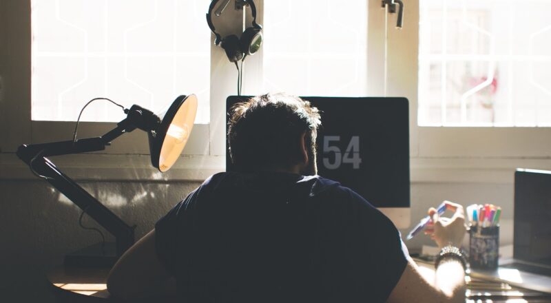 Hoe zeldzame aardmetalen worden teruggewonnen uit elektronica