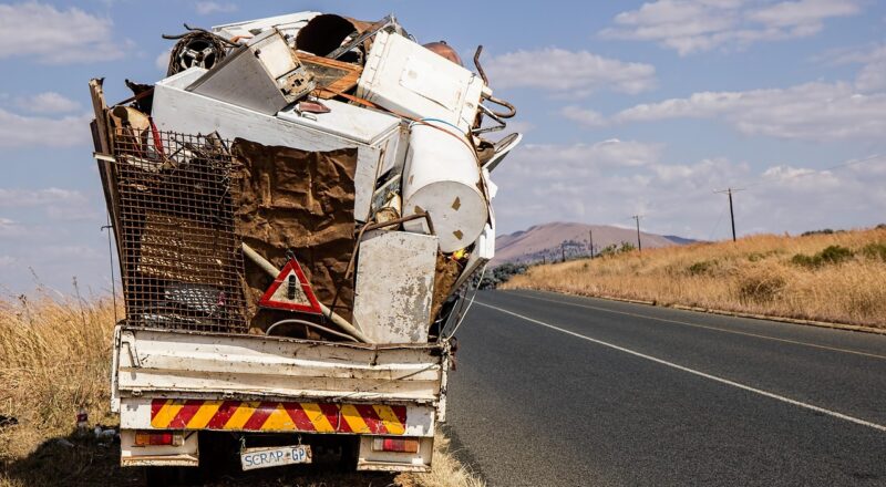 Gebruik van snijbranders bij het demonteren van schroot