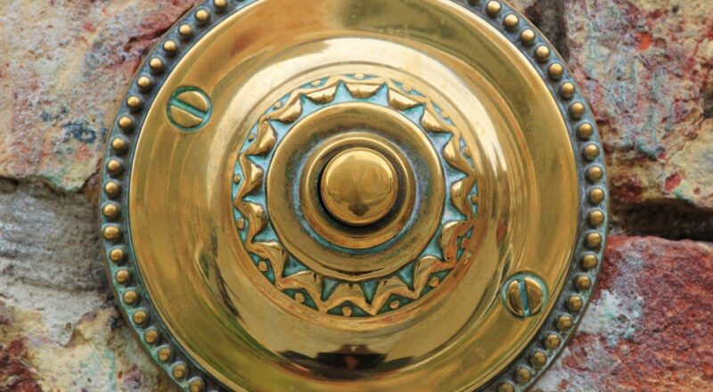 Slimme deurbel als oud metaal inleveren